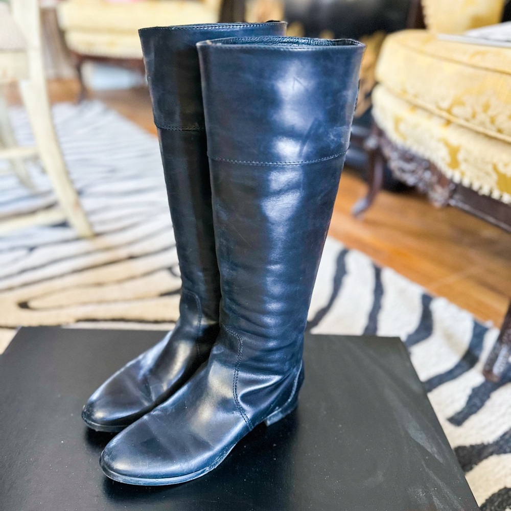 J Crew genuine leather riding boots
Size 6.5 medium
